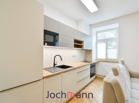 Pronájem bytu, 2+kk, 57 m²
