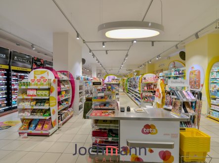 Pronájem obchodní prostory, 340 m²