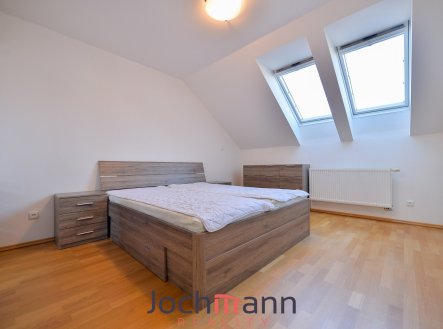 Pronájem bytu, 2+kk, 62 m²