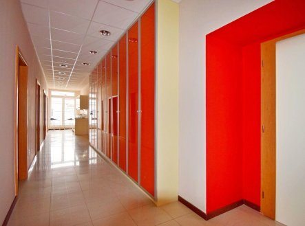 Pronájem kanceláře, 56 m²