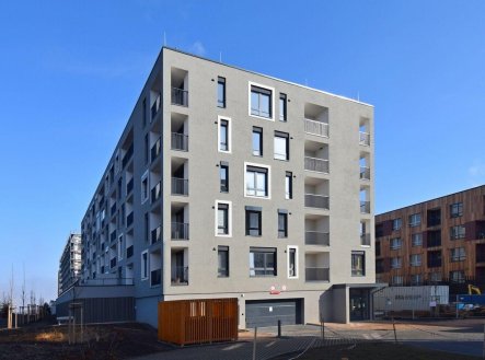 Pronájem bytu, 1+kk, 38 m² obrázek