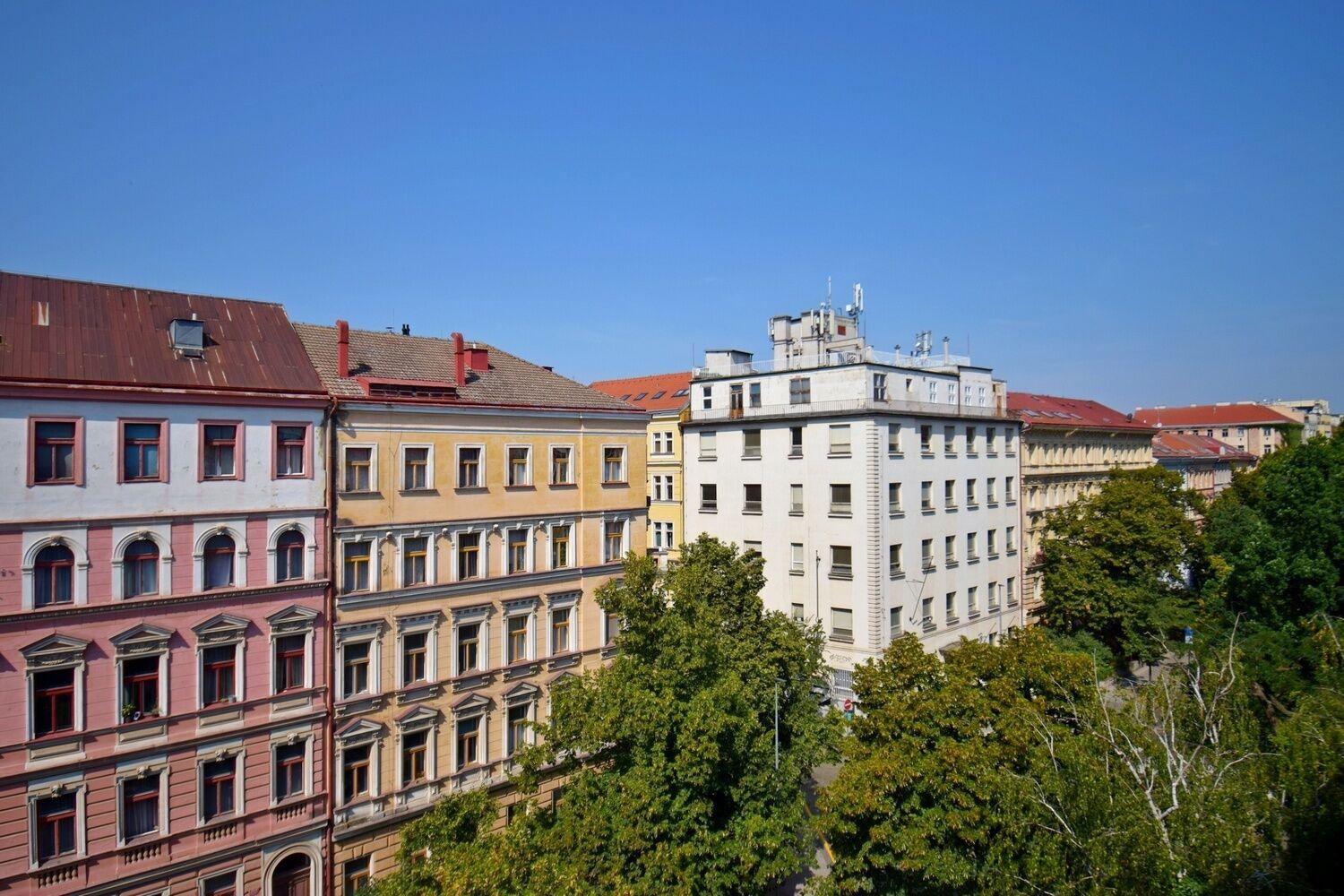 Prostorný 1+kk 35 m2, Praha 2 Vinohrady