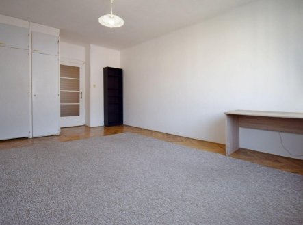 Pronájem bytu, 1+kk, 35 m²