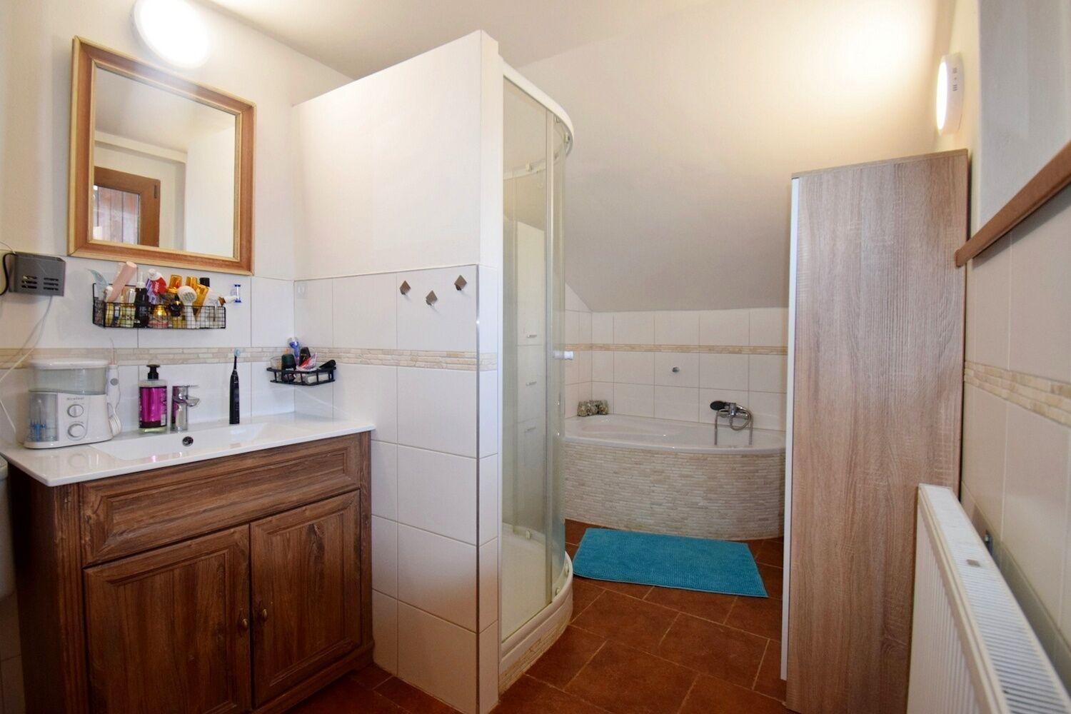 Zajímavý 3+kk/B se zahradou, Praha 5 Radotín