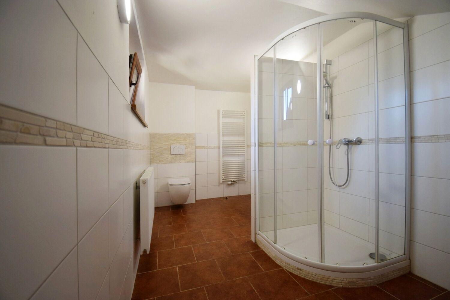 Zajímavý 3+kk/B se zahradou, Praha 5 Radotín