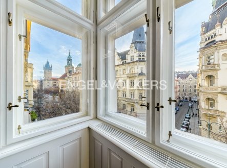 Pronájem bytu, 6+kk, 285 m²