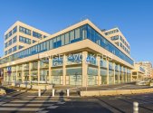 Pronájem obchodní prostory, 1 650 m²