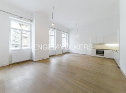 Pronájem bytu, 3+kk, 102 m²