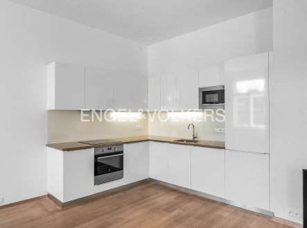 Pronájem bytu, 3+kk, 103 m²