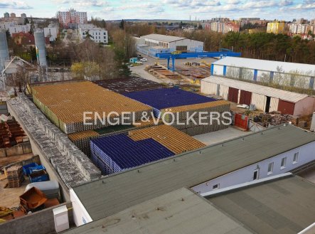 Pronájem komerčního objektu, jiný, 1 450 m²
