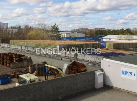Pronájem komerčního objektu, jiný, 1 450 m²