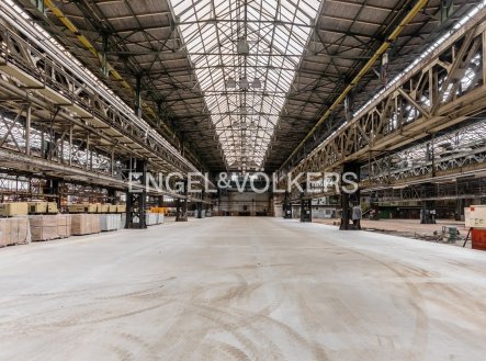 Pronájem komerčního objektu, sklad, 14 661 m²