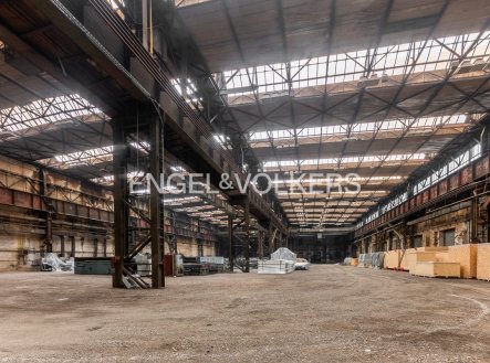 Pronájem komerčního objektu, sklad, 26 705 m²