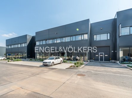 Pronájem komerčního objektu, sklad, 1 095 m²