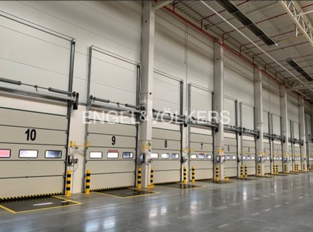 Pronájem komerčního objektu, sklad, 4 596 m²