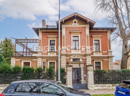 Prodej domu/vily, 400 m²