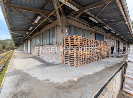Pronájem komerčního objektu, sklad, 30 000 m²