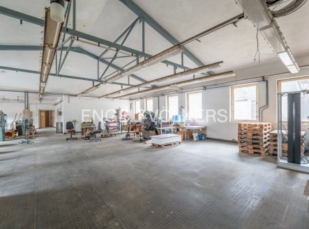 Pronájem komerčního objektu, výroba, 380 m²