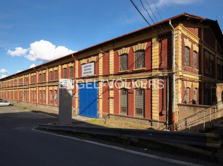 Pronájem komerčního objektu, sklad, 14 528 m²