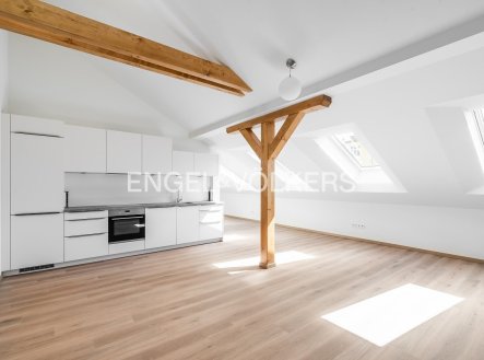 Pronájem bytu, 3+kk, 91 m²