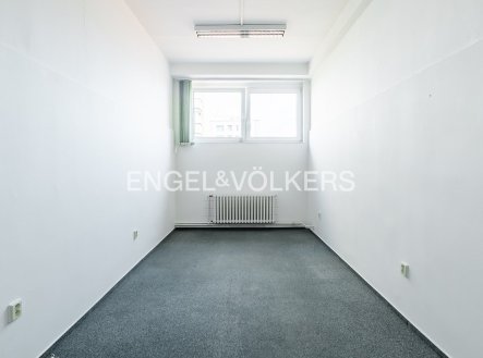 Pronájem kanceláře, 18 m²