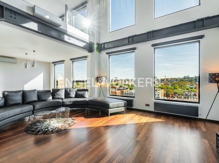 Pronájem bytu, 3+kk, 288 m²