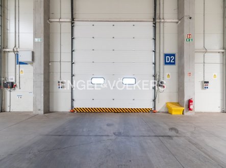 Pronájem komerčního objektu, výroba, 6 513 m²