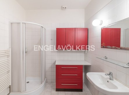 Pronájem bytu, 1+kk, 35 m²
