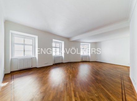 Pronájem bytu, 4+1, 170 m²