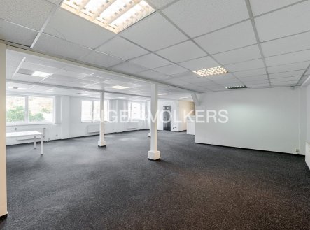 Pronájem kanceláře, 92 m²
