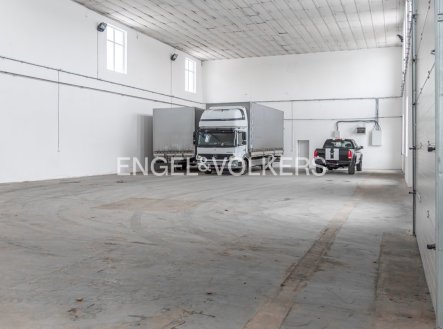 Pronájem komerčního objektu, sklad, 500 m²