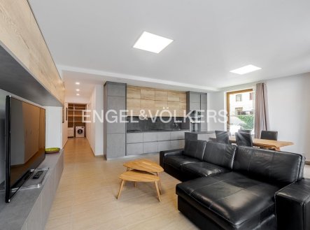Pronájem bytu, 3+kk, 79 m²