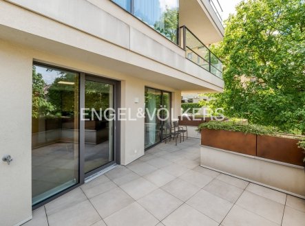 Pronájem bytu, 3+kk, 79 m²