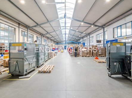 Pronájem komerčního objektu, výroba, 3 360 m²
