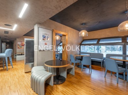 Pronájem komerčního objektu, jiný, 213 m²