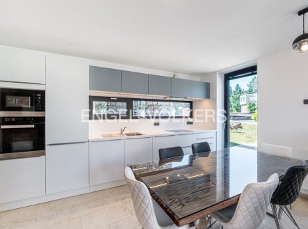 Pronájem domu/vily, 111 m²
