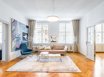 Pronájem bytu, 3+1, 142 m²