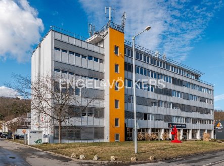 Pronájem kanceláře, 135 m²