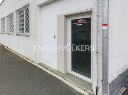 Pronájem komerčního objektu, sklad, 360 m²