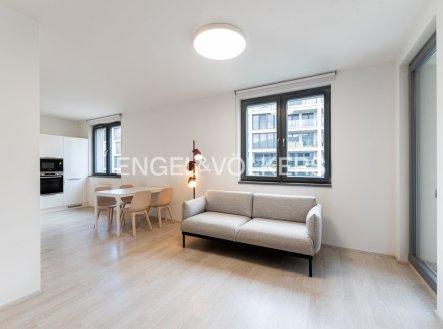 Pronájem bytu, 2+kk, 65 m²