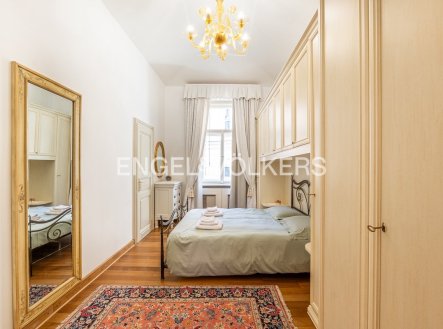 Pronájem bytu, 3+kk, 77 m²
