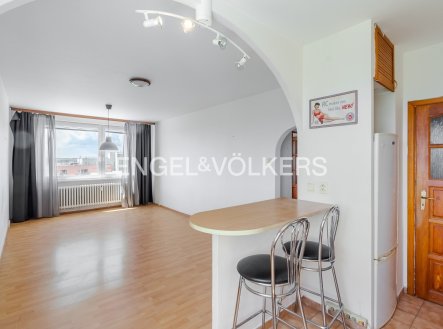 Pronájem bytu, 3+kk, 70 m²