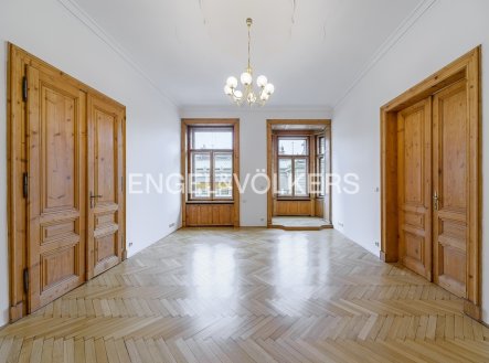 Pronájem bytu, 5+1, 170 m²