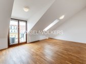 Pronájem kanceláře, 147 m²