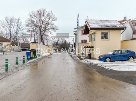 Pronájem komerčního objektu, jiný, 2 326 m²