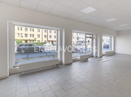 Pronájem obchodní prostory, 106 m²