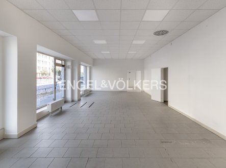 Pronájem obchodní prostory, 106 m²