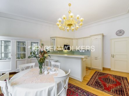 Pronájem bytu, 4+kk, 120 m²