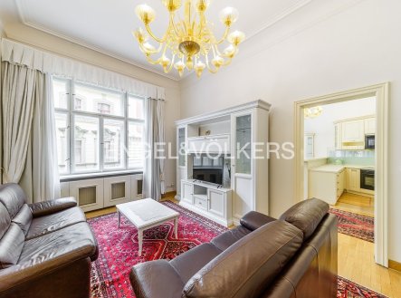 Pronájem bytu, 4+kk, 120 m²