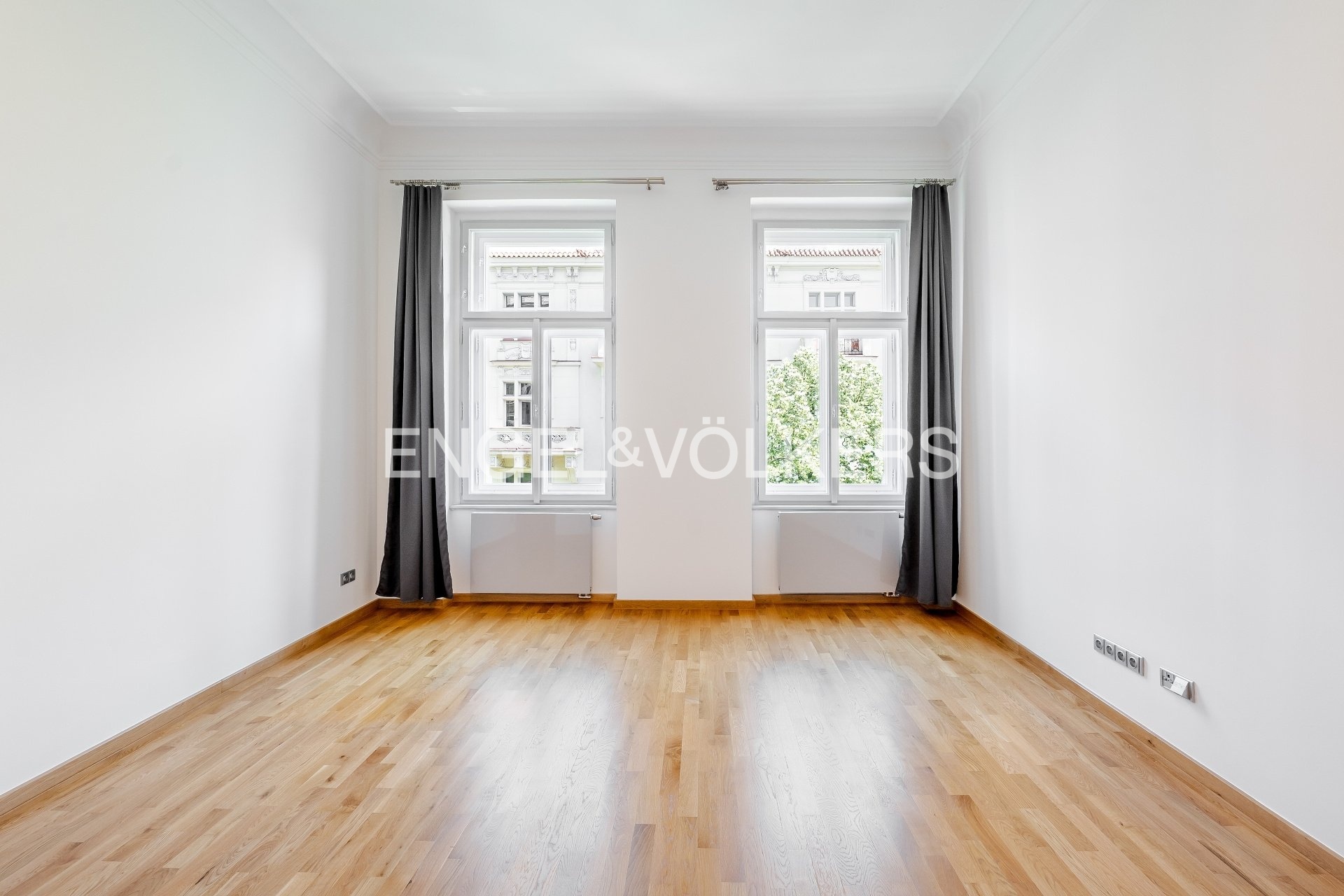 1 P1578070-HDR_web